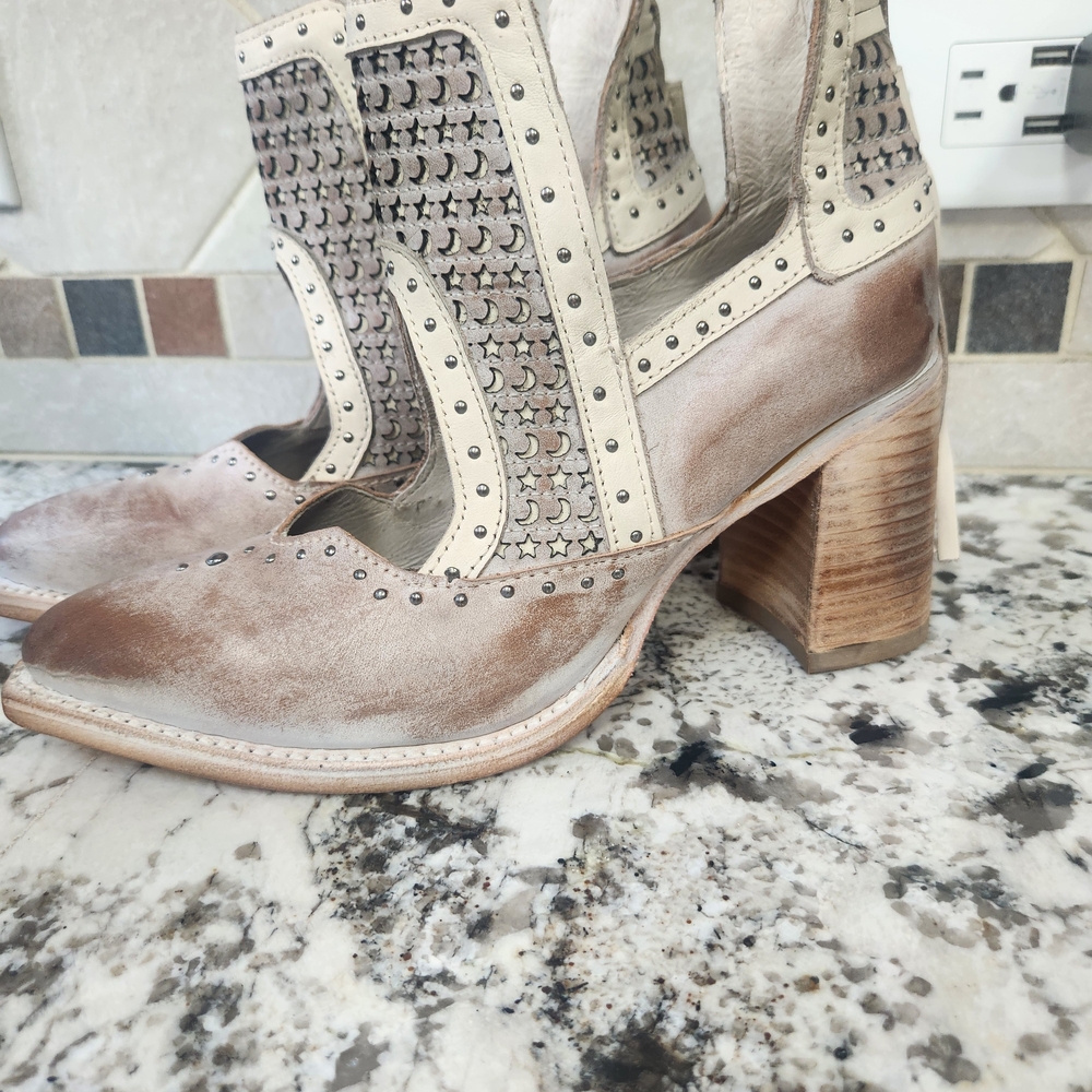 Freebird Sharona Blush